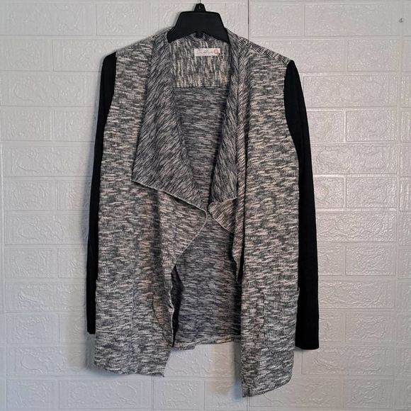 Dahlya Stitch Fix Poppa Open Tiered Cardigan Sweater Medium - Picture 1 of 6